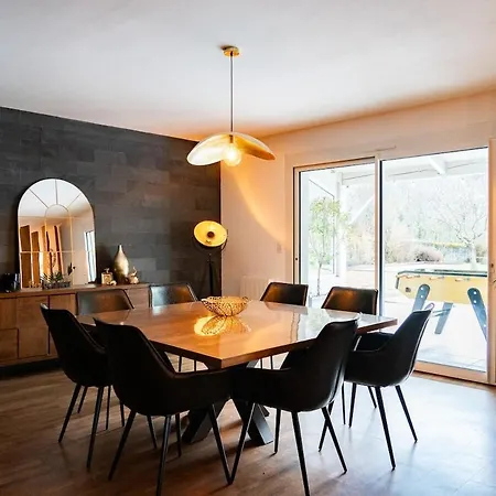 Proche D'ax Les Thermes Detente Et Relaxation Jusqu'a 8 Pers Dans La Maison De Veronique Avec Piscine Terrain De Petanque Et Jacuzzi Villa *